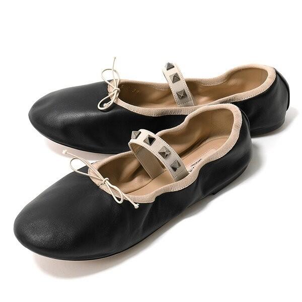 Valentino ヴァレンティノ Lw0s0a93 Gns ロックスタッズ装飾 レザー バレエシューズ リボン パンプス フラット バンド付き カラー0no Nero 靴 レディース インポートセレクト Musee 通販 Yahoo ショッピング
