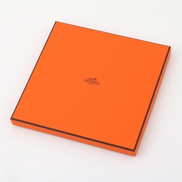エントリーでポイント最大16倍 25日21時 23時59分 Hermes エルメス Carre 90 カレ フランス製 シルクスカーフ ストール ケース付 Orange Worldbluemusic Com