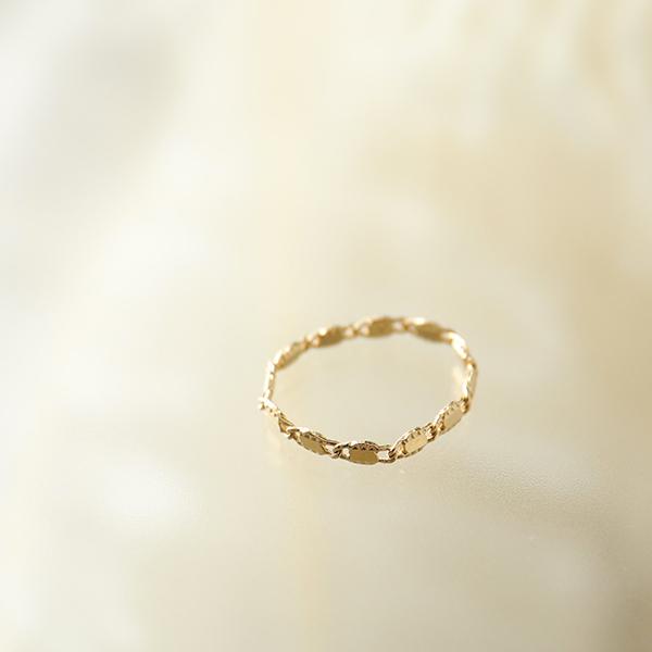 Louise Damas ルイーズダマス Ld Aug 3 Augustine Ring オーガスティン リング 指輪 ゴールド レディース インポートセレクト Musee 通販 Yahoo ショッピング