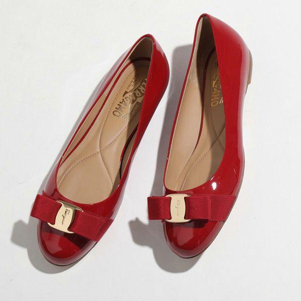 FERRAGAMO フェラガモ パンプス VARINA レディース エナメル ヴィラ 