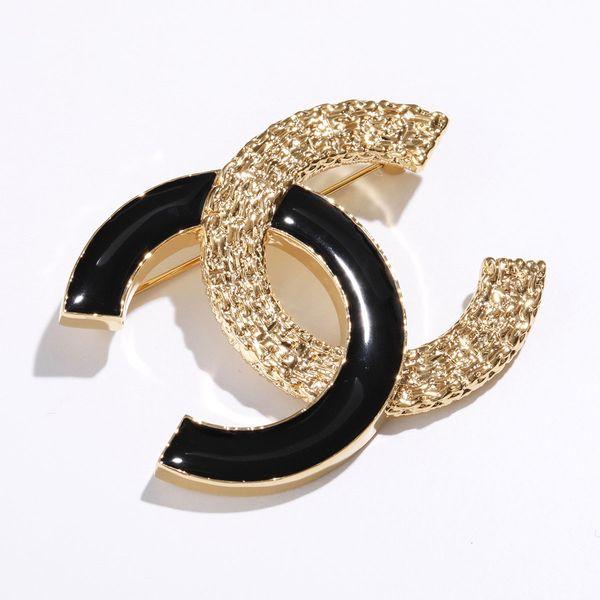 CHANEL CCロゴブローチ　正規品 CHANEL CCロゴブローチ