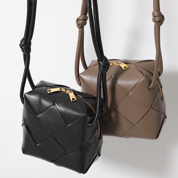 BOTTEGA VENETA ボッテガヴェネタ ショルダーバッグ CASSETTE BOTTEGA VENETA ボッテガヴェネタ ショルダーバッグ CASSETTE