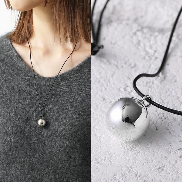 Nina＆Jules（ニナ・エ・ジュール） ネックレス Ball Pendant P22
