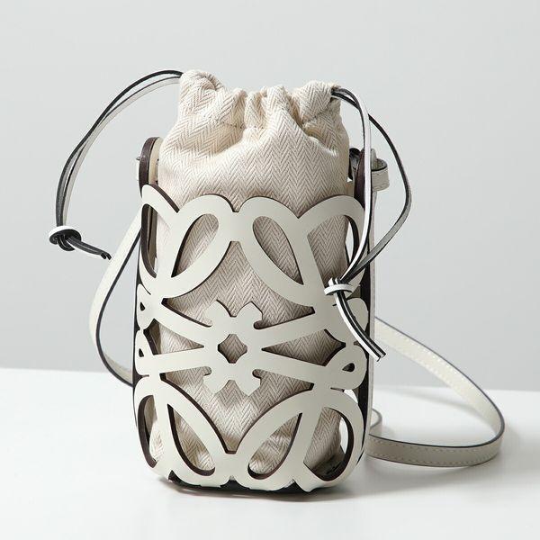 LOEWE ロエベ ショルダーバッグ ANAGRAM CUT OUT POCKET LOEWE ロエベ ショルダーバッグ ANAGRAM CUT OUT POCKET
