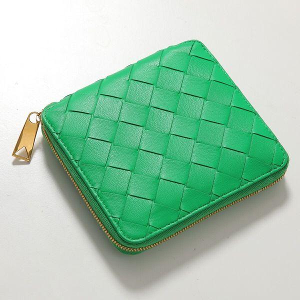 BOTTEGA VENETA（ボッテガ・ヴェネタ） 二つ折り財布 690572 VCPP2