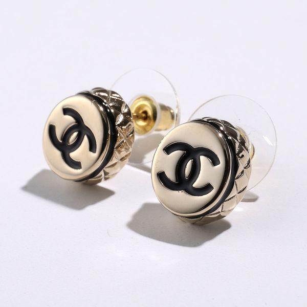 【値下げ】CHANEL / シャネル / ピアス / メダル / コイン ピアス - メタル、シルバー & ゴールド — ファッション | CHANEL