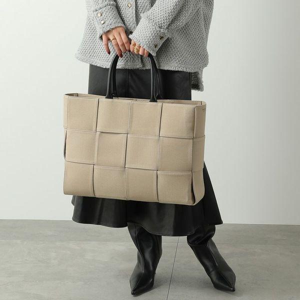 BOTTEGA VENETA ボッテガヴェネタ トートバッグ 718401 VMBN5