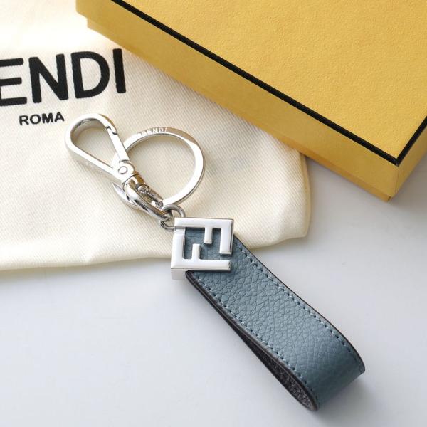 FENDI カラフルキーホルダーセット新品 FENDI（フェンディ） キーリング 7AP100 APDQ メンズ レザー FFロゴ