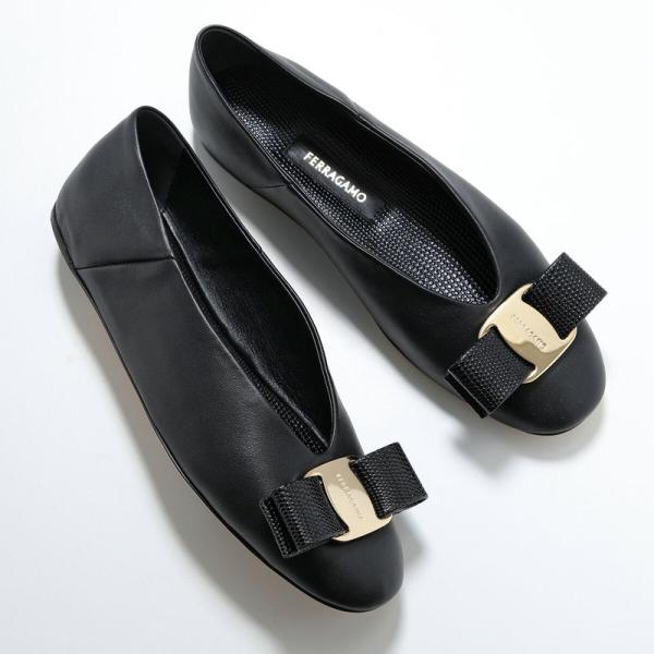 最終お値下げ⭐︎フェラガモ ヴァラ　フラットシューズ 5.5 FERRAGAMO（フェラガモ） パンプス VANNA ヴァンナ 776699 レディース