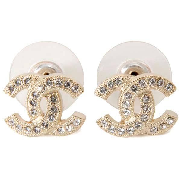 CHANEL シャネル ピアス レディース ゴールド×ホワイト A88429 CHANEL シャネル ピアス レディース ゴールド×ホワイト A88429