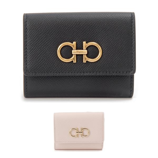 スチファ名品タブリーズ産カンサデ湖畔文額69×69㎝タサオ東な7-0830⭐︎2F サルヴァトーレ フェラガモの限定腕時計、ダブル“ガンチーニ”を飾った