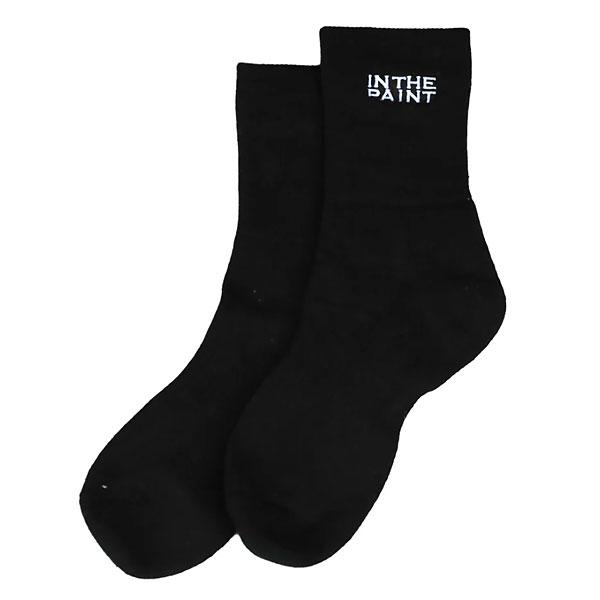 【メーカー】インザペイント（IN THE PAINT）【カテゴリー】バスケットボール【分類】ソックス【商品説明】IN THE PAINT の文字をデザインし外側に刺繍。平置き時の寸法は18cmのミドル丈。【カラー・仕様・サイズ】カラー：BL...