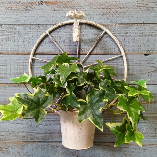 幅２９×奥行１２×全高３２センチポットサイズ直径１１×高さ９センチ底穴ありスチール製蛇口がアクセントのハンギングポットブリキ 鉢 プランター 鉢カバー ブリキ缶バケツ ポット オーバル ボウル タライロング トレー ハンギング 壁掛け ジョ...