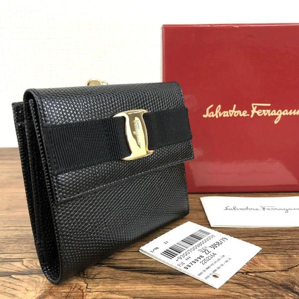 VARA（Salvatore Ferragamo） 送料込み！ 極美品 Salvatore Ferragamo  