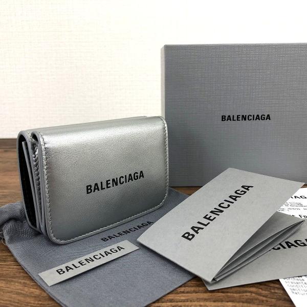 送料込み！ 極美品 BALENCIAGA コンパクトウォレット 593813 シルバー  