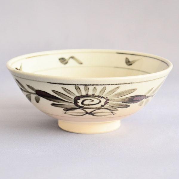 茶碗 茶道具 加藤郷山 作 鉄絵唐草 平茶碗 : 茶道具専門店 (有)菊池