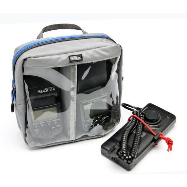 �V���N�^���N�t�H�g�ithinkTANKphoto�j�P�[�u���}�l�[�W�����g30 V2.0