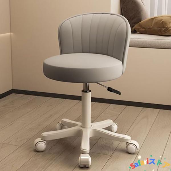 【厚みのある高弾力クッション座面で長時間快適】：このオフィスチェアは、広くて厚みのある座面に高密度ウレタンフォームをたっぷりと使用しています。柔らかさと反発力を兼ね備え、長時間のデスクワークやテレワークでも体圧を分散し、腰やお尻への負担を軽...