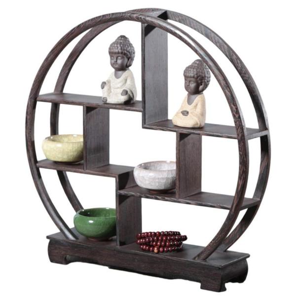 古民家や和室、中国風の空間にピッタリなアンティーク調の飾り棚です。センスの良い小物や茶器などを飾ると、とても落ち着いた空間を演出できます。カフェや飲食店、サロンなどの調度品としてご愛用いただいているほか、ご自宅用にもお奨めです。暮らしの中に...