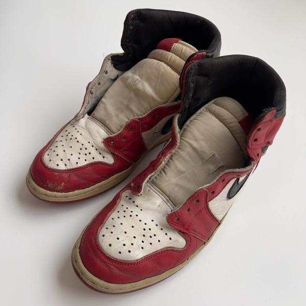 NIKE (ナイキ) エアジョーダン1 レトロ ハイ シカゴ 1994 スニーカー