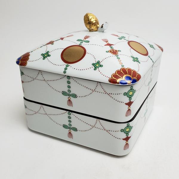 其泉窯 有田焼 錦日輪赤玉瓔珞文 二段重| おしゃれ 重箱 陶器 日本製