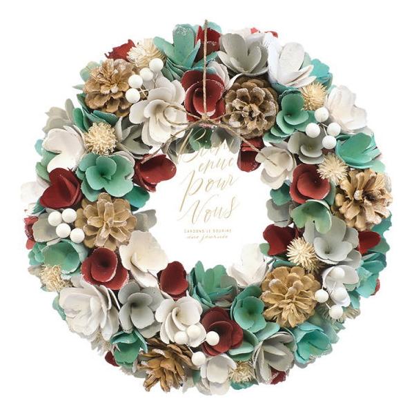 クリスマスリースの新作が登場！昔見た外国映画の中のクリスマスをイメージするような世界観です。幼い頃の憧れのように、新しいのにどこか懐かしいデザインをお楽しみください。キラキラのパーツが楽しいクリスマスを盛り上げてくれます♪玄関やお部屋、店舗...