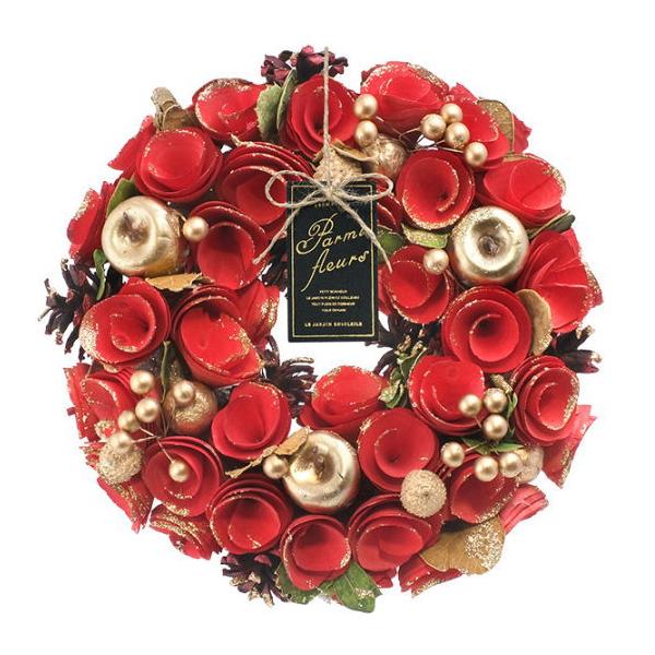 クリスマスといえばこの色！毎年大人気のクリスマス定番リースです。深い赤色を基調に、キラキラ輝く木の実やパーツを使用しました。商品全体に付いたラメが楽しいクリスマスを盛り上げてくれます♪玄関やお部屋、店舗内に飾ればとても華やかで素敵な空間に。...