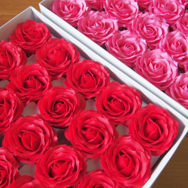 商品名　ソープフラワー 大輪ローズ25個 材料 花材 造花  記念品 プレゼント 装飾本物そっくりのせっけんで出来た枯れないお花・ソープフラワーです。。アートフラワーアレンジメントや手作りギフトの花材や材料としてお使い頂けます。　※こちらの...
