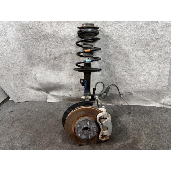 カムリ AVV50 右フロントストラット ハイブリッド レザーパッケージ 48510-33650 48510-80560 218 カムリ DAA-AVV50 フロントストラット 右 ハイブリッド Gパッケージ