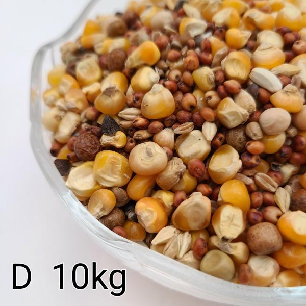 ・とうもろこしは小粒メーズを使用しています。(全体の55％)・とうもろこしを少々多めに配合してあります。・弊社独自の磨きによりほこりを除去、品質安定を追求しています。〈配合内容〉小粒メーズ、麻の実、赤マイロ、サフラワーシード、メープルピース...