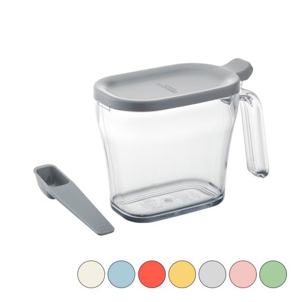 【商品説明】●片手で操作ができて、簡単に調味料を取り出せるクックポット。●スプーン付き。【商品詳細】●容量(ml):440●容量（L）:-●サイズ（mm）:75×144×105ｈ●重さ(ｇ):122●原産国:ベトナム●備考: 計量スプーン（...