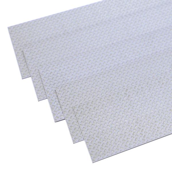 ミニチュア工房製　着色済みペーパーキット　N（1/150）サイズ　170cmの人間が約1cmサイズ：(W)185mm×(H)40mm　厚さ約0.5mm色：グレー数量：5枚入本品は厚紙をレーザー加工にて製作しています。レーザー加工の性質上、反...