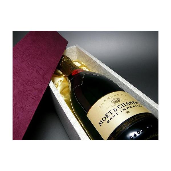 750mlもしくは720mlサイズの、ワイン、日本酒、焼酎や梅酒などの瓶を1本贈る場合にご使用いただけます。箱に入れ包装紙で包装致します。のしは備考欄でご指定下さい。(画像のワインはサンプルです。)◆ご希望の包装紙を上記にてお選びください。...