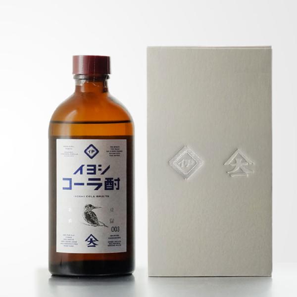 《商品データ》商品名：イヨシコーラ酎 003容量：300ml度数：45度原産国・産地：日本・鹿児島県製造者：有限会社大山甚七商店■様々な用途でご利用いただけます。御祝 結婚祝 引き出物 出産祝 内祝 新築祝 快気祝 成人祝 贈答品 御礼 お...