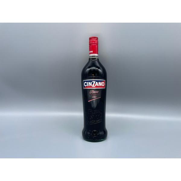 Cinzano ベルモット ロッソ白ワインをベースに各種のハーブ、スパイスなどをブレンドし、カラメルで色づけした甘口ベルモット。食前酒やカクテル、独自の味わいを生かしたロックなどでほろ苦さと自然の甘さが楽しめます。ブラックチェリーとバニラの...