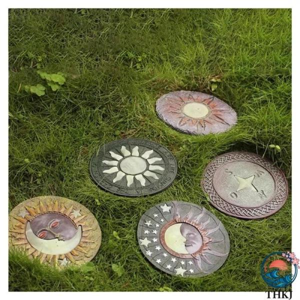 踏み石 4pcs 飛び石 庭の装飾 暗闇で光る 樹脂タイル 敷石 平板  ステップストーン 屋外用踏み石 装飾ストーン 美しい芝生 庭の石 ガーデニング 庭石 石