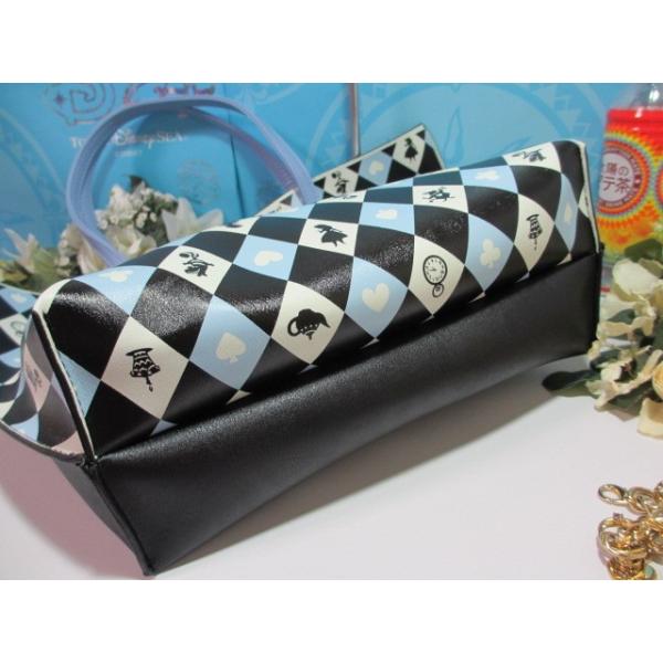 送料無料 黒 カラーズ シュエット 限定 トートバッグ ふしぎの国のアリス トートバッグ トランプ柄 トートバッグ 肩掛 黒 青 ディズニー 新品 タグ付 サマンサタバサ サマンサベガ Cj Alice Toranp Bk Bl1 Samathava コレクション