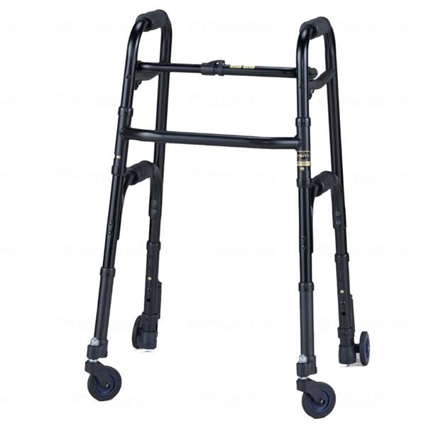 ●型番／SW5310、SW5320●サイズ／　幅54〜56×奥行49〜51×高さ73.5〜83.5（5段階／2.5cm）cm　折りたたみ時：幅55×奥行12×高さ74cm、ハンドル内幅：31cm　下段グリップ高：41〜51cm●車輪サイズ／...