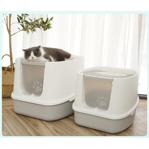 [Release date: May 31, 2021]縦型デザインと飛び散り防止凹凸ふたで、猫砂の飛び散りを解決する上から猫トイレです。猫の足に付着した砂が落ちやすように、ふたの溝で猫砂をキャッチして飛び散りを防ぎます。上ふた付きで臭いが...