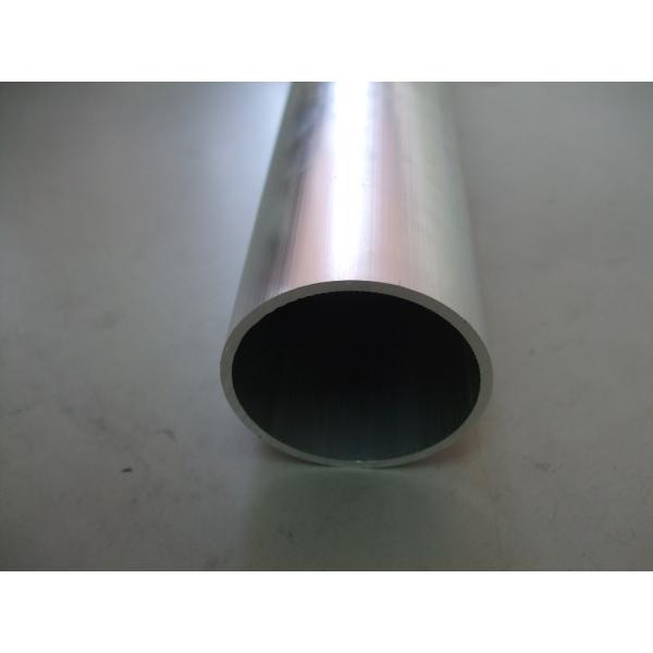 A5052　アルミ引抜丸パイプの生地材ですA5052は、中程度の強度を持つ、最も代表的なAl-Mg系（5000系）合金です。耐食性、溶接性、成形性がよく、特に強度のわりに疲労強度が高く耐海水性に優れています。　