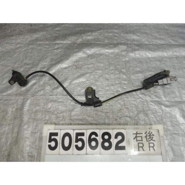 車名　テリオスキッド　　走行距離 　162497km初年度　H17/5　　型式　TA-J111G-GMZQ車台番号 　J111G-0833※※  11204  009  　E/G  　EFDEM　　　　　　ミッション　5MTカラー　-　　　...