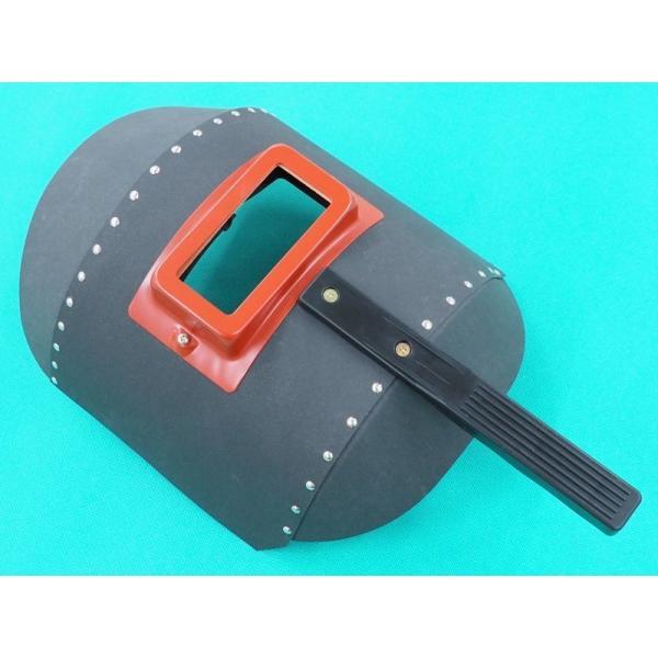 (株)星光製作所一般的なアーク溶接用赤色手持面品名：No.K001 丸面C型 KuRoサイズ：H31ｘW24ｘD12cm重量：270ｇ材質：本体/ファイバー ハンドル/プラスチック透明ガラス　遮光ガラスは別途ご購入ください。※ 星光製作所 ...