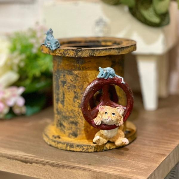 土管に猫とネズミ ねこ ネズミ ねずみ 猫 ミニチュア 動物