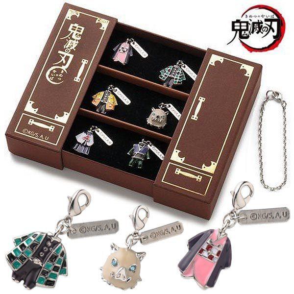 BANDAI 鬼滅の刃 衣装チャームセットA : おもちゃの三洋堂ネット