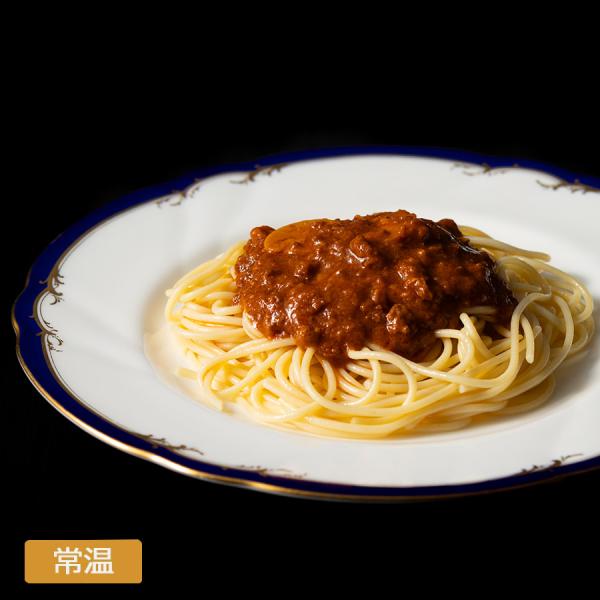北海道産牛肉と豚肉の合挽肉を使用し、9種類のスパイスでじっくり煮込んだミートソースです。パスタはもちろん、グラタンやラザニアなどにもアレンジしてお召し上がりいただけます。＜内容＞　ミートソース　160ｇ＜賞味期限＞　製造から18か月＜特定原...