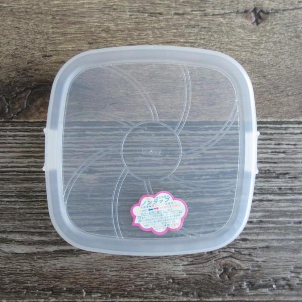 【商品名】ノンラップ スクエアパック 15.3cm（蓋のみ）【規格】アウトレット【サイズ】約14.8cm×約15.3cm×高さ 約2.3cm【重量】約35g【素材】ポリプロピレン【商品説明】スクエア型（四角い）の蓋です。耐冷・耐熱に優れてい...