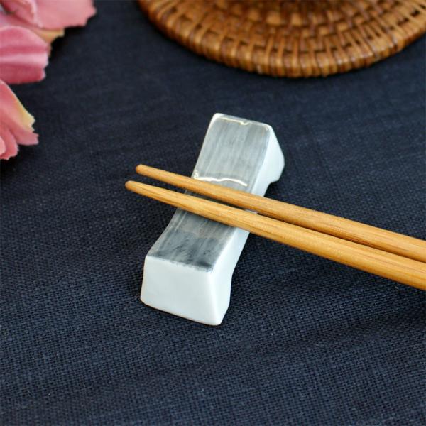 箸置き 陶器 はしおき 箸おき カトラリーレスト 細長い シンプル / グレー まくら型 箸置き