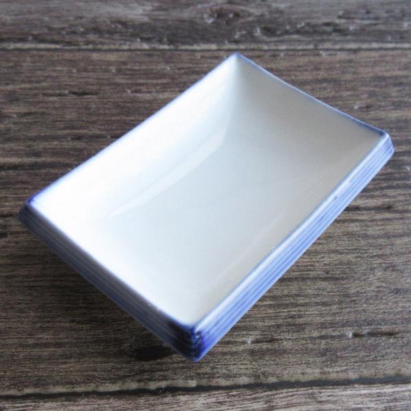 小皿 8.2cm 和食器 醤油皿 淡いブルー お刺身 珍味 漬物皿 たれ皿 タレ皿 しょうゆ皿 薬味皿 小皿 小付け / 渕呉須 縞模様 千代口