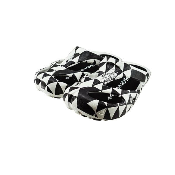 キーン KEEN オールジェンダー シャンティ アーツ SHANTI ARTS (STAR WHITE/BLACK(25.0cm〜))