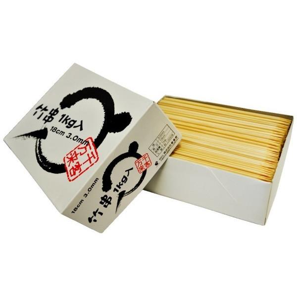 1本のサイズ　(約)太さ3mm×長さ18cm<br>内容量　1kg<br>材質　天然竹<br>生産国　中国<br>1箱入数　(約)1000本<br>